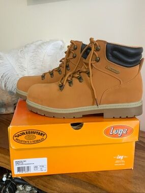 Lugz Tan Work Hiker Boots with Black Collar